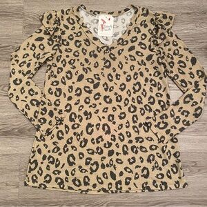 Perfectly Priscilla Leopard Print Ruffle Long Sleeve Top Size S